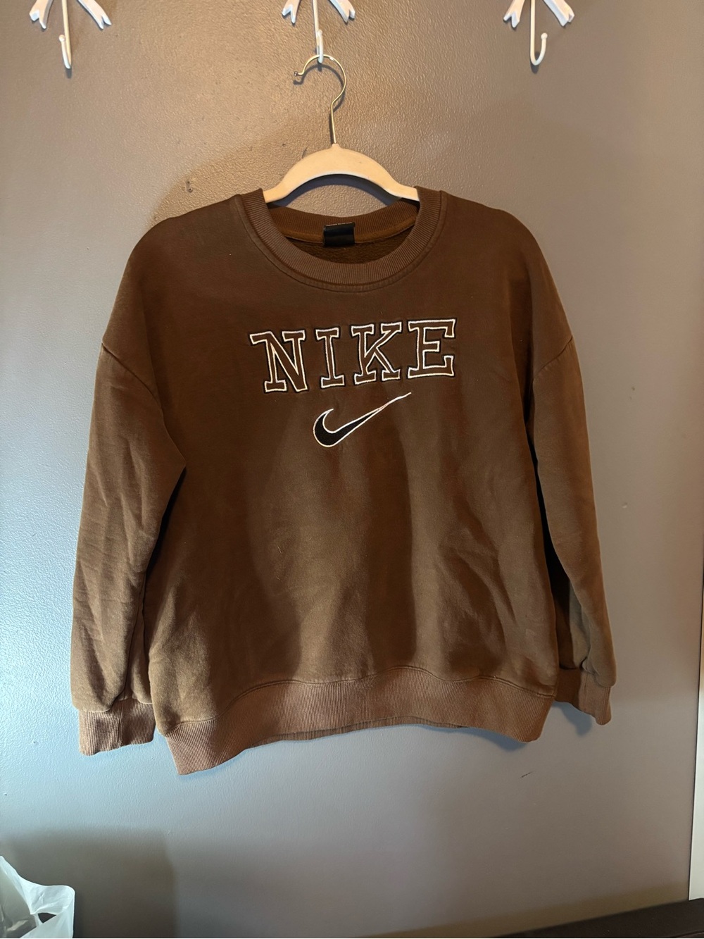 Nike Brown Crewneck Sweatshirt